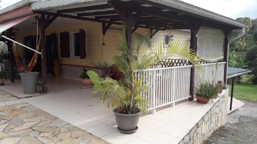 Balkons/terase, Appartement charmant à Saint-Joseph avec jardin et terrasse, 60 m² (Appartement charmant a Saint-Joseph avec jardin et terrasse, 60 m²) in Saint-Joseph