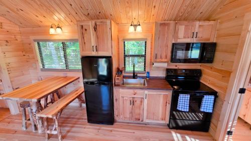 Abbot Trailside Lodging in Dexter (ME)