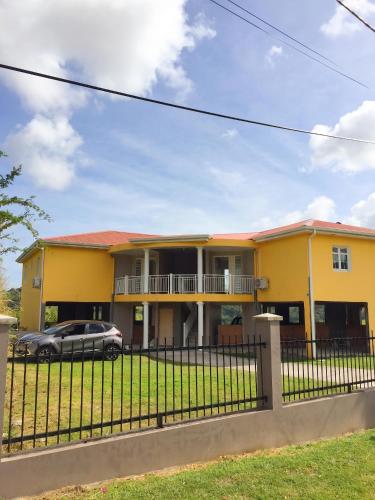 Vista exterior, Appartement spacieux avec vue montagne à Le Marin, 82 m². (Appartement spacieux avec vue montagne a Le Marin, 82 m².) in Riviere-Pilote