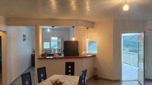 Appartement spacieux avec vue montagne à Le Marin, 82 m². (Appartement spacieux avec vue montagne a Le Marin, 82 m².) in Riviere-Pilote