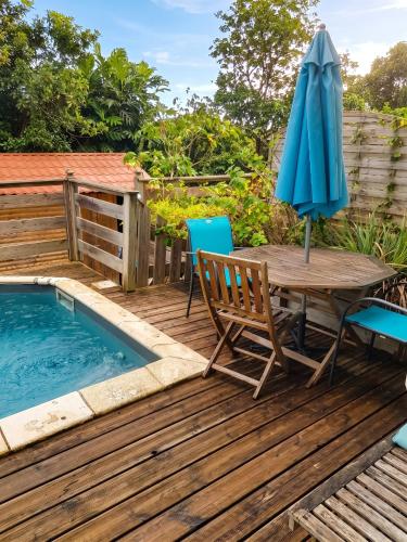 Spa, Maison confortable Le Moule Jacuzzi in Le Moule