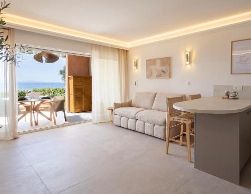 Studio grand confort-Marinella-Face mer-Terrasse
