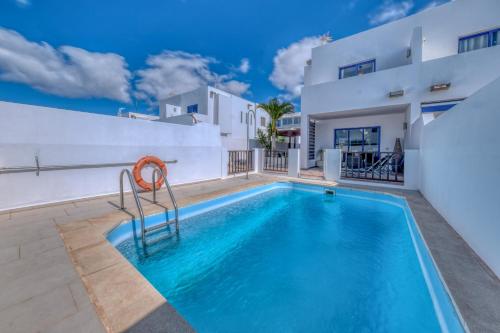 Playa Blanca Sunset-Pool- 600M to the beach by Lanzarote Vacation Homes