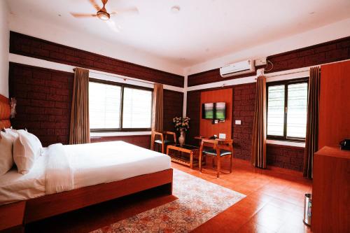Apoorva River Resort in Jog Falls