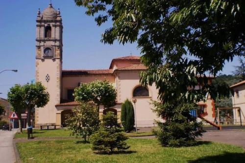 Exterior view, Charming apartment in Villamayor 74 m² with mountain view in Villamayor