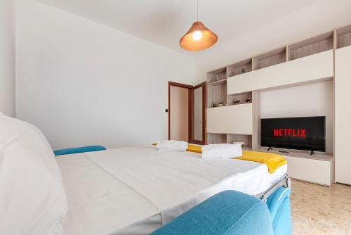 Arena Living BGY Apartment - image 4