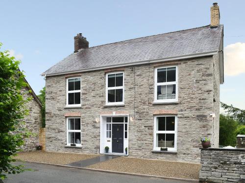 Exterior view of Maes Yr Onnen