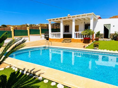Cortijo las Flores con piscina privada