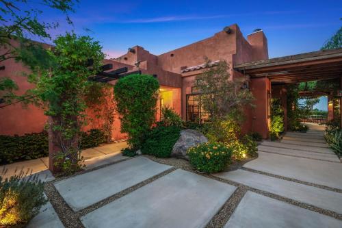 Little Tuscany Sanctuary - image 4