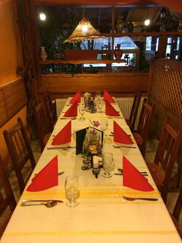 ห้องอาหาร, Kis-Duna Motel & Camping in โมซอนมากีย์โรวาร์