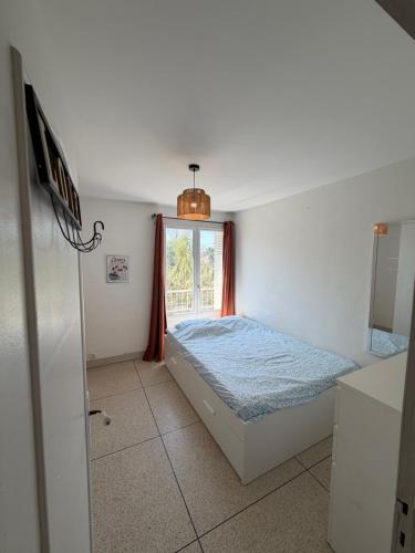 Appartement parking gratuit à 8 min de la mer