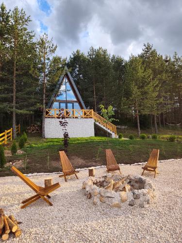 Zvezdana šuma (Zvezdana suma) in Vrela