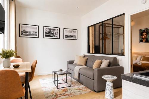TheBlueStay 350 - Stunning Apt in République, Paris