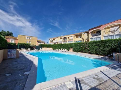 Maison spacieuse avec piscine, tennis et terrasse, parking privé à Marseillan - FR-1-387-163