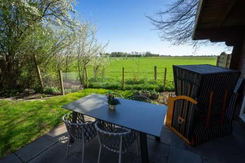 NEUE 50qm 2 Zimmer bis 3 Personen Gern mit Hund Grosser Garten in Friedrichskoog, Deutschland