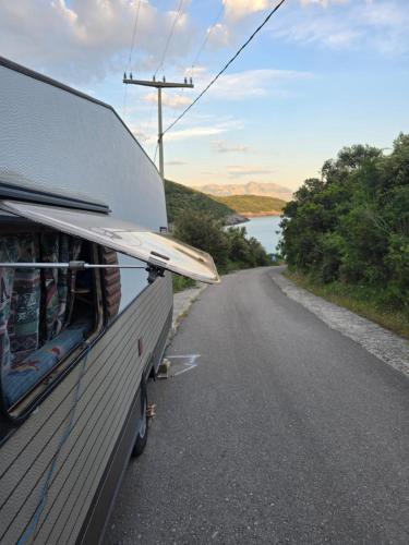 Camper - Camping - Jaz