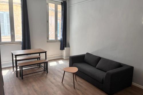Charmant appart cœur rues marchandes Avignon