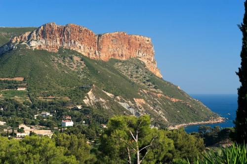 Villa contemporaine avec vue mer