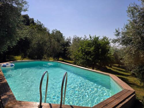 Peldbaseins, Shaleo, Private Pool, Wifi, Ac, Marliana, Toscana in Localita Goraiolo