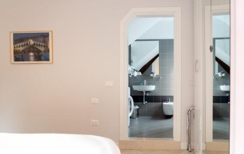 Venier Apartment - image 3