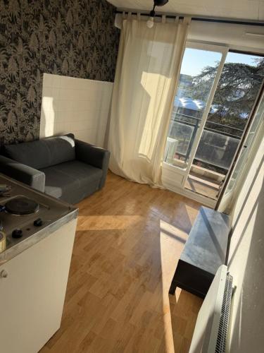 Petit studio stade Philippe Marcombes