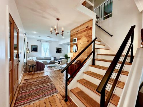 Blackbird Manor Walking Distance to Main St in Rosko (NY)