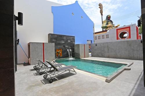 Swimming pool, Guan Yu Boutique Hotel near Laem Sor Pagoda