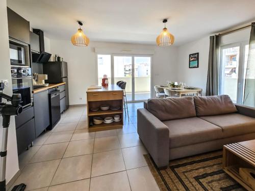 Rivage d'Or - 2-bedroom apartment with pool, air conditioning and parking
