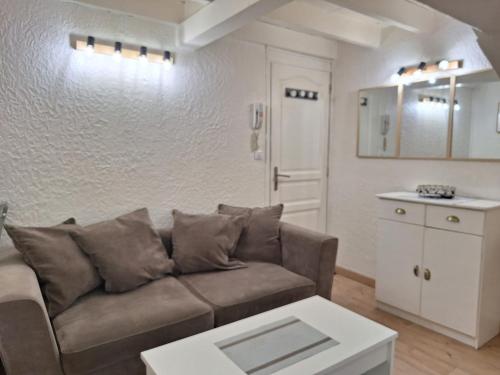 Casa Grey