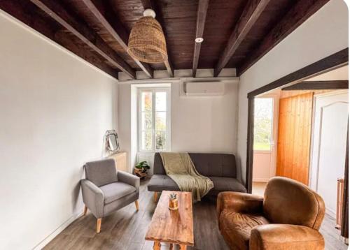 Maison proche château - Location saisonnière - Bressuire