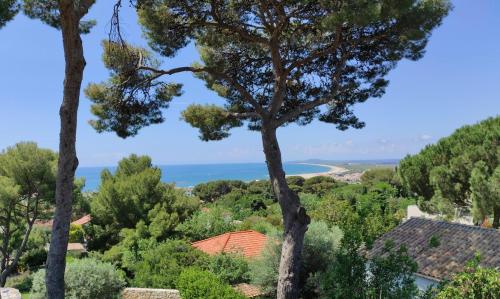 La Maison Rouge dans Les Pins