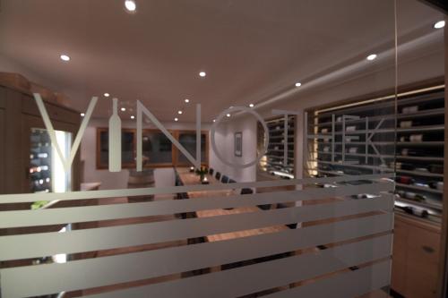 Hotel Central - image 3
