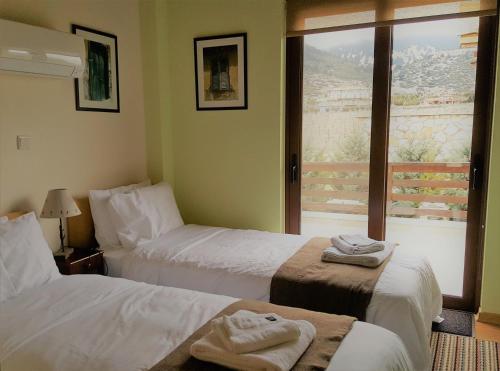 Mountain Chalet Livadi - image 6