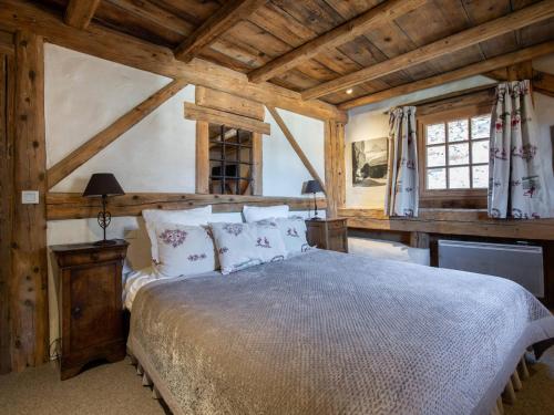 Chalet authentique avec jacuzzi, sauna et parking pour 12 personnes - FR-1-566-8 in Le Raffort
