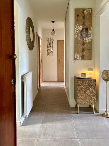 Aix-en-Provence, 1 Chambre Privée Centre-ville Parking Clim Grand appartement Calme Luxe
