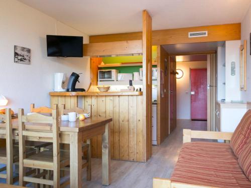 Studio 5 Pers. Ski aux pieds avec Balcon - FR-1-346-480