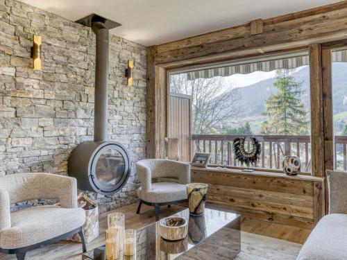 Appartement rénové 2 pièces, balcon, parking à Megève - FR-1-453-319