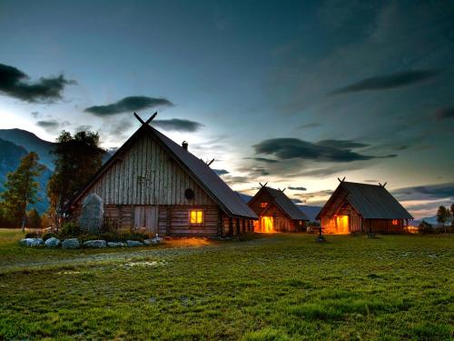 Viking Cabins - MIT FabLab - Solvik Lyngseidet