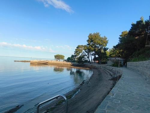Robinia App Ankaran Relax by the Sea and Nature in Debeli Rtic