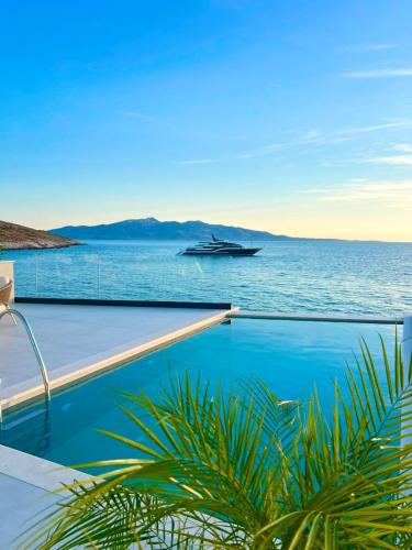 Nube Luxury Villas - image 3