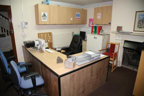A Gosport Inn - Free Private Parking
