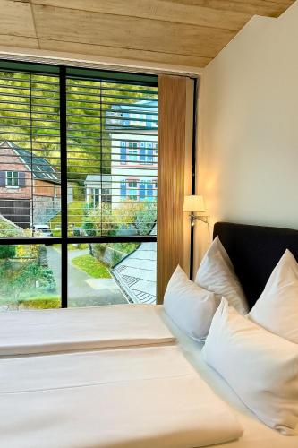 Hotel Villa Vie Cochem - Tap to explore photos