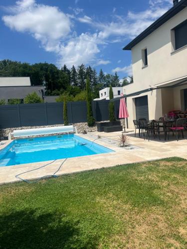 chambres à louer à proximité du mythique circuit - Pension de famille - Changé