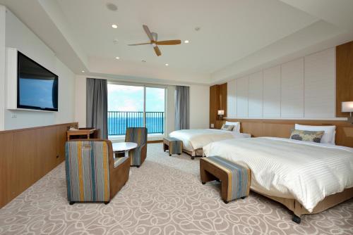 Vessel Hotel Campana Okinawa