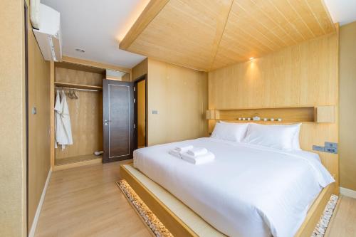 Zenniq, Bangkok