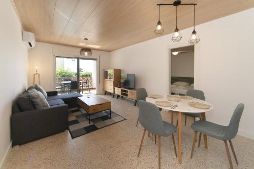 WELCS APARTAMENTO 404 EMP cerca de la playa