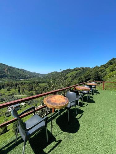 Green Hill Apart in Yamaçdere