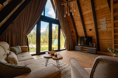 Durmitor forest lodge in Vrela