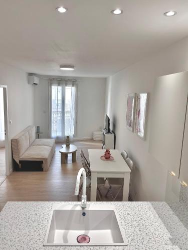 Apartment in downtown Frontignan