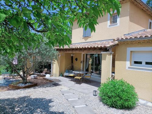 Villa Combe Frigaoule in Saint-Marcellin-les-Vaison